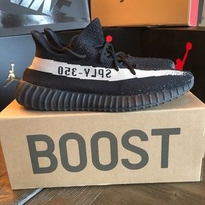 Yeezy Boost 350 V2